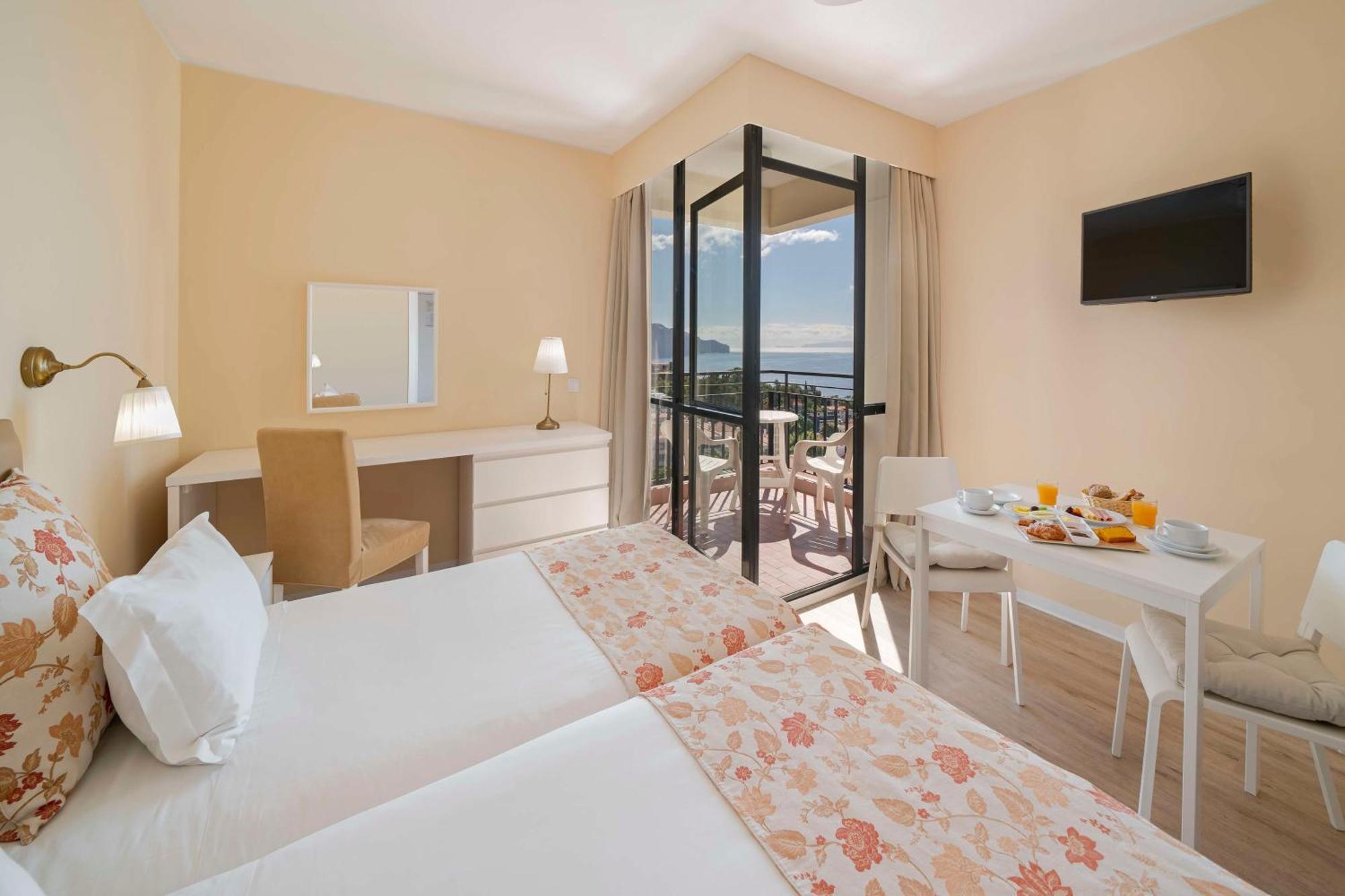 Dorisol Mimosa Studio Hotel 丰沙尔 外观 照片